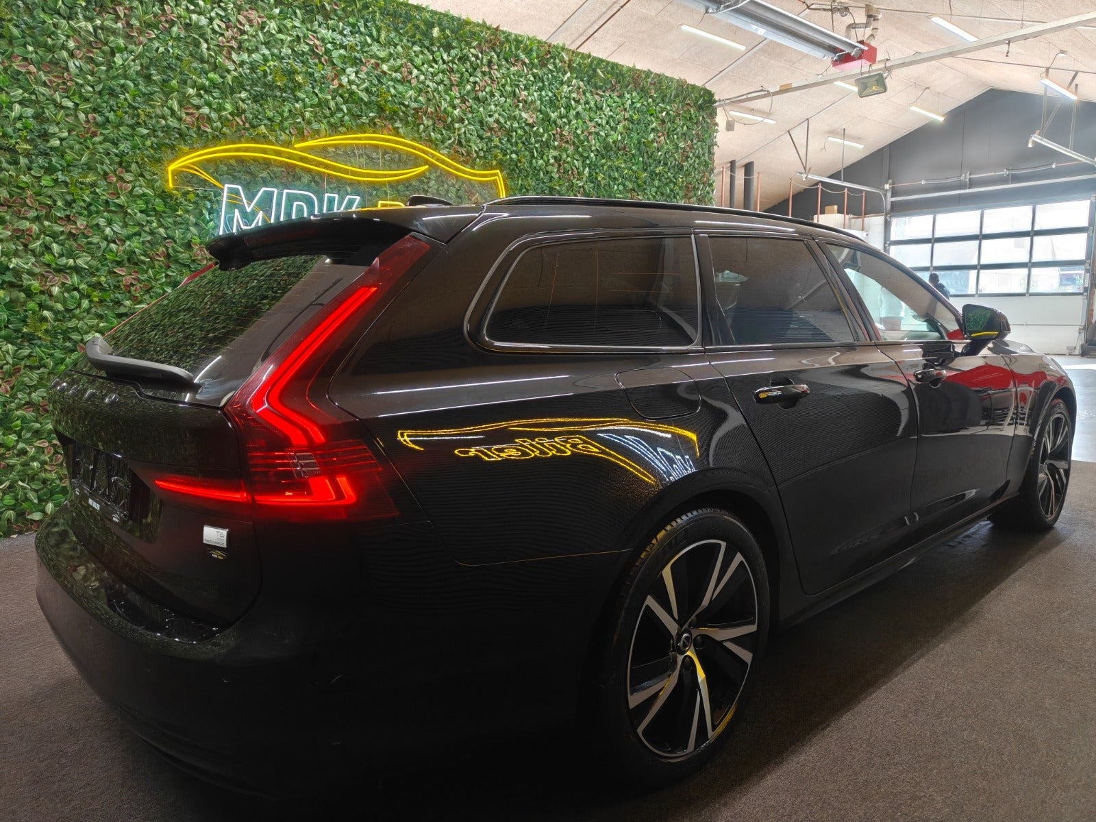 undefined Volvo V90 fra 2022