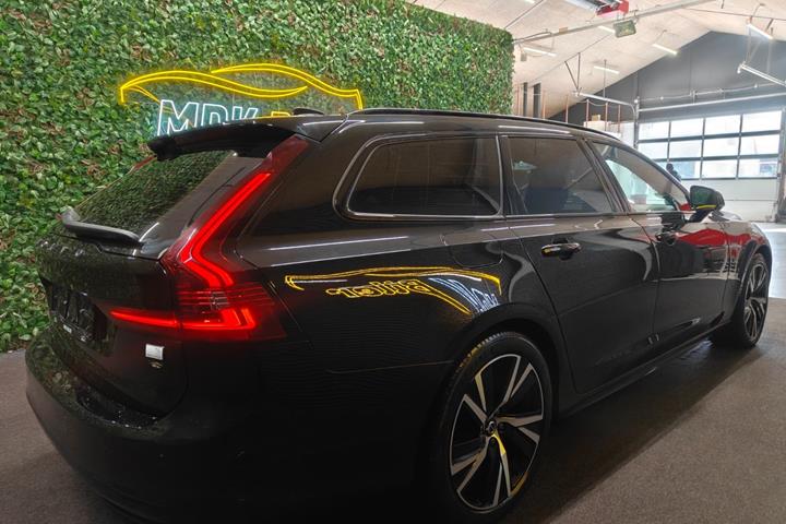 undefined Volvo V90 fra 2022