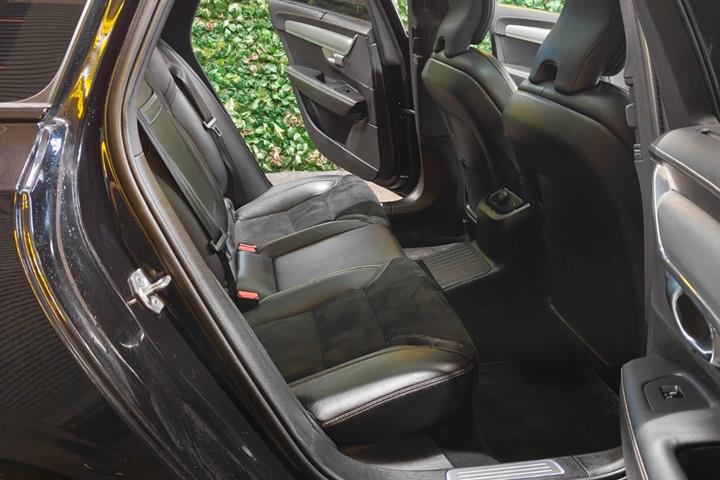 undefined Volvo V90 fra 2022