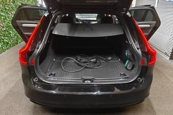 undefined Volvo V90 fra 2022