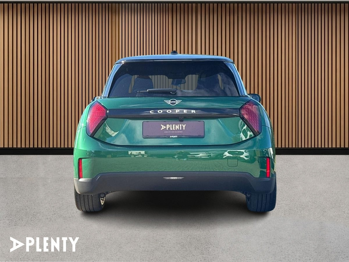 Grøn Mini Cooper E fra 2024