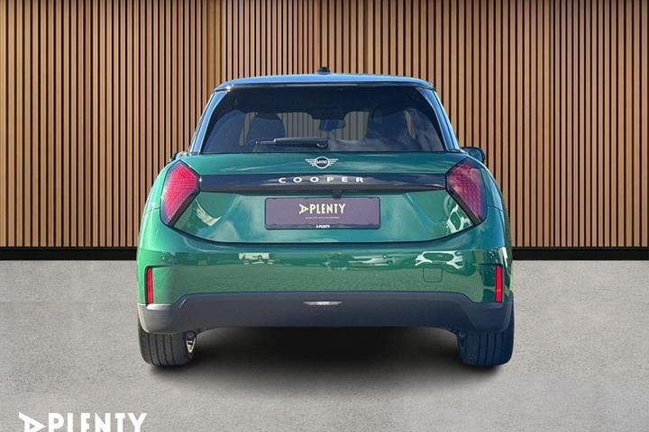 Grøn Mini Cooper E fra 2024