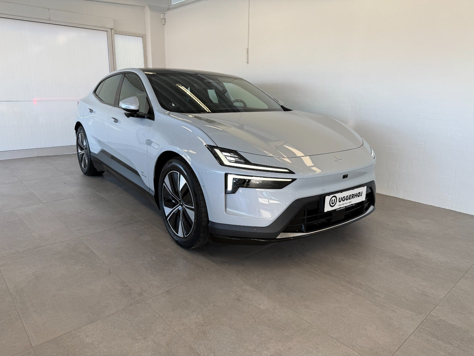 Sølv Polestar 4 fra 2026