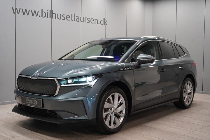 Grå Skoda Enyaq fra 2022