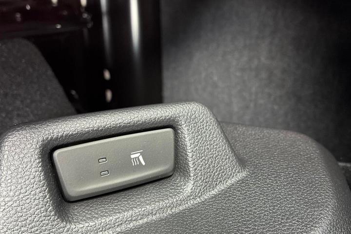 Sort Renault Master V T35 fra 2026