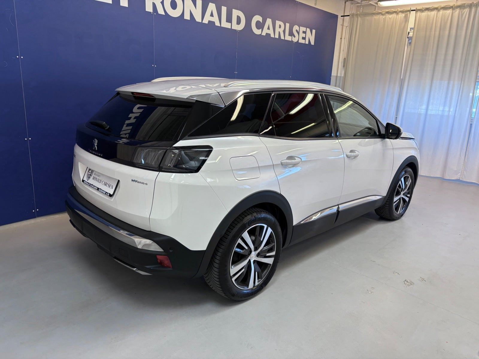 Hvid Peugeot 3008 fra 2021