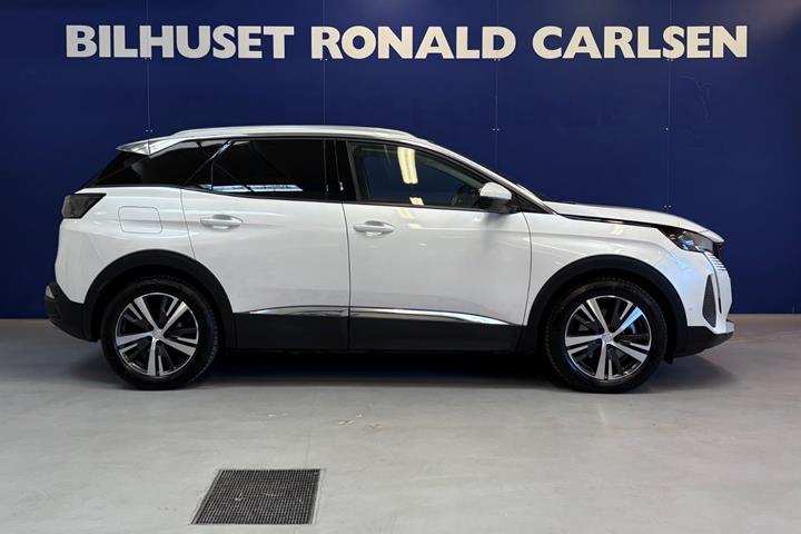 Hvid Peugeot 3008 fra 2021