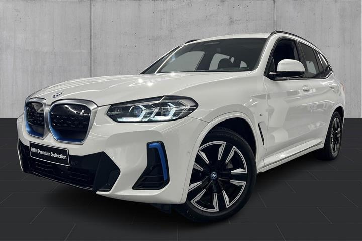 Hvid BMW iX3 fra 2023