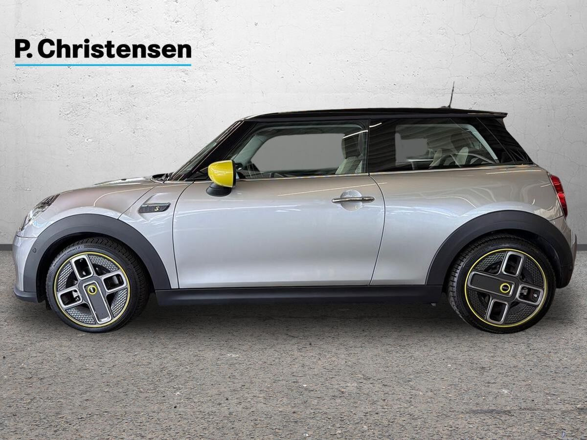 Grå Mini Cooper SE fra 2023