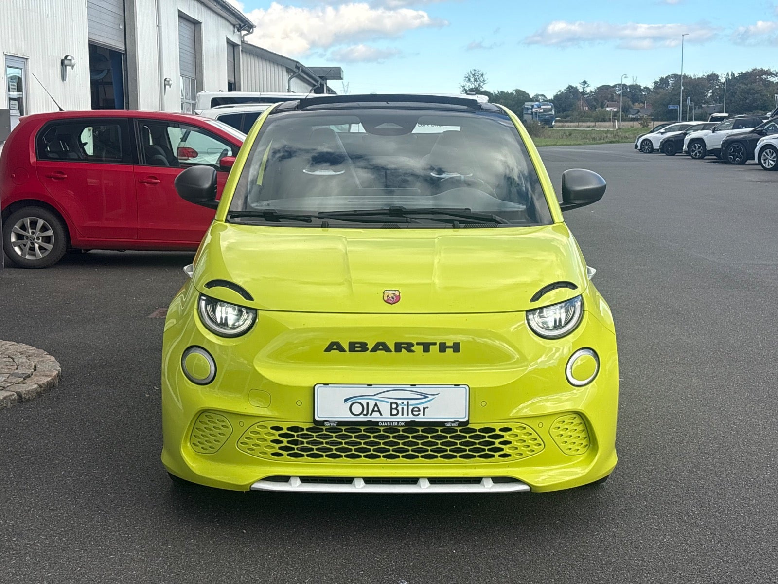 Gul Abarth 500e fra 2024