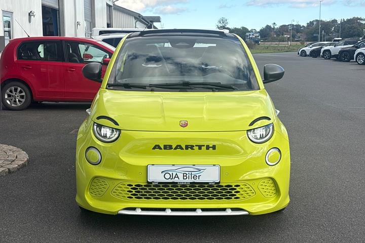 Gul Abarth 500e fra 2024