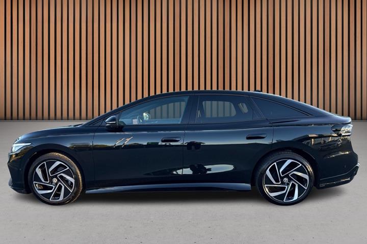 Sort VW ID.7 fra 2025
