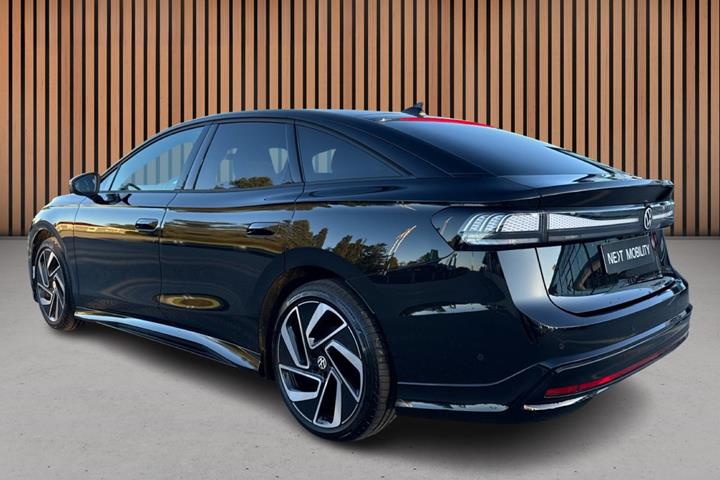 Sort VW ID.7 fra 2025