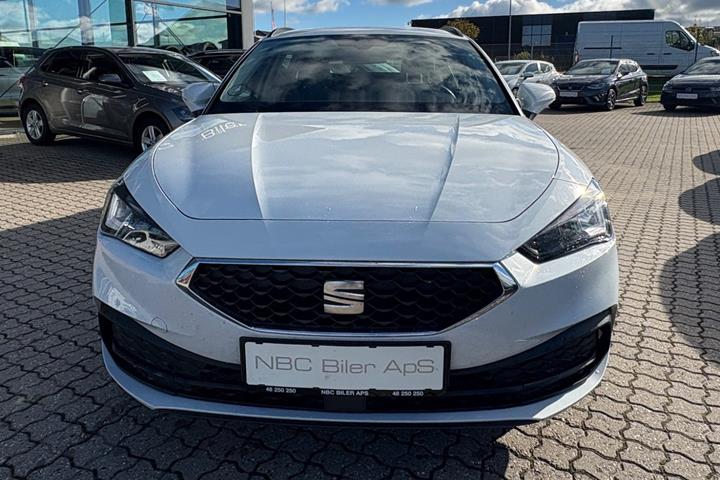 Hvid Seat Leon fra 2021