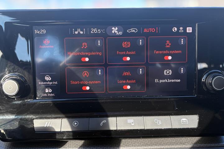 Hvid Seat Leon fra 2021