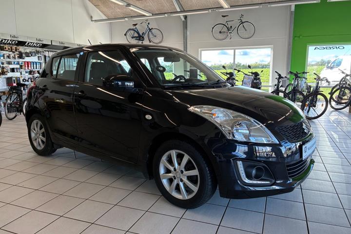 Sort Suzuki Swift fra 2014