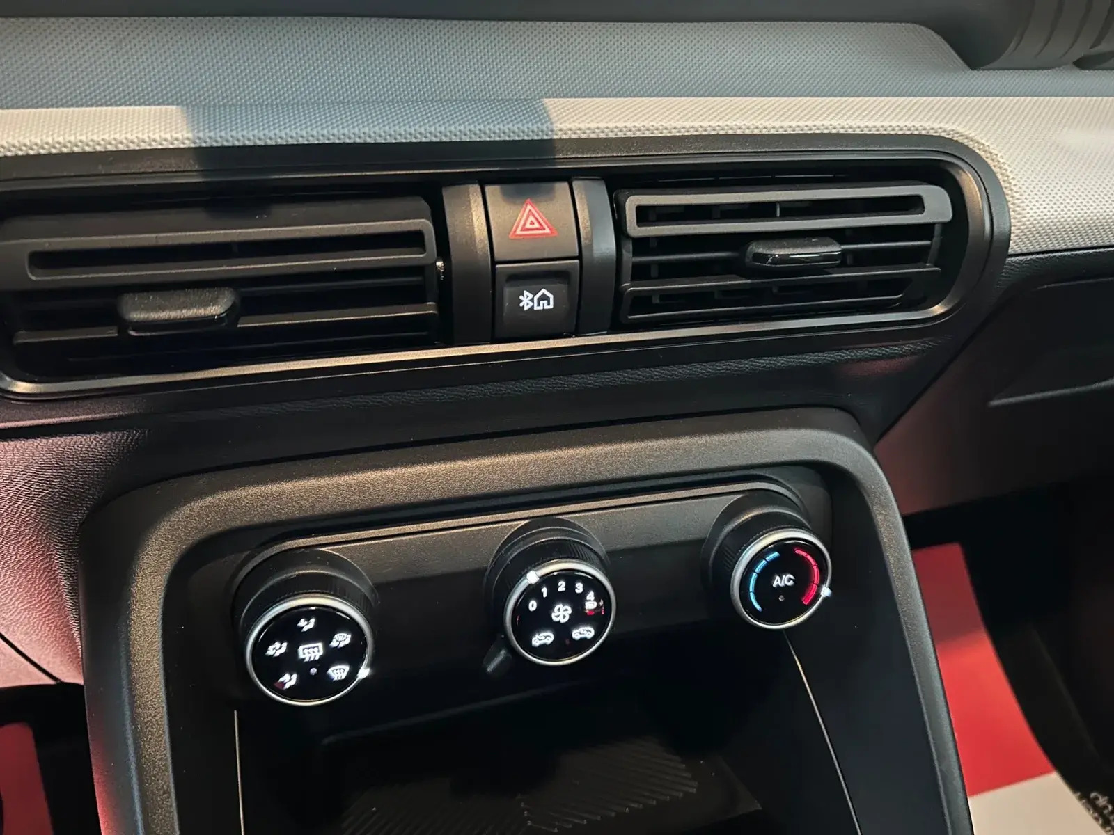 Sort Citroën e-C3 Aircross fra 2025