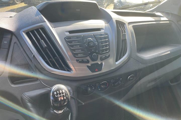 Hvid Ford Transit 350 L2 Van fra 2017
