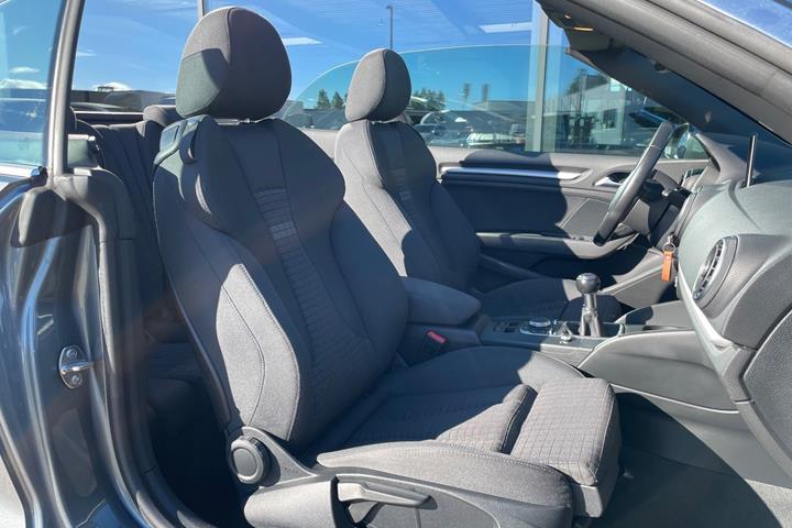 Grå Audi A3 fra 2015