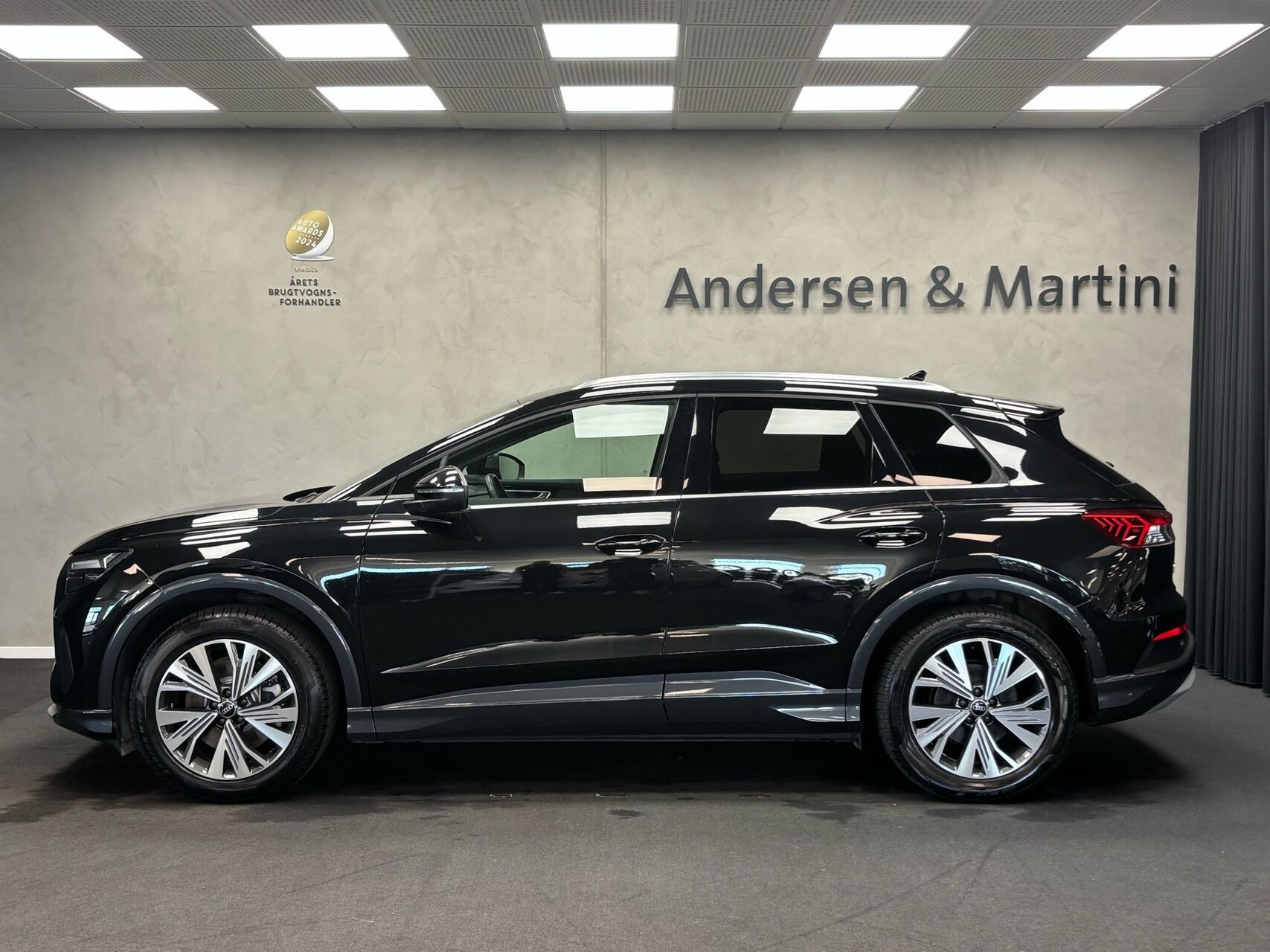 Sort Audi Q4 fra 2023