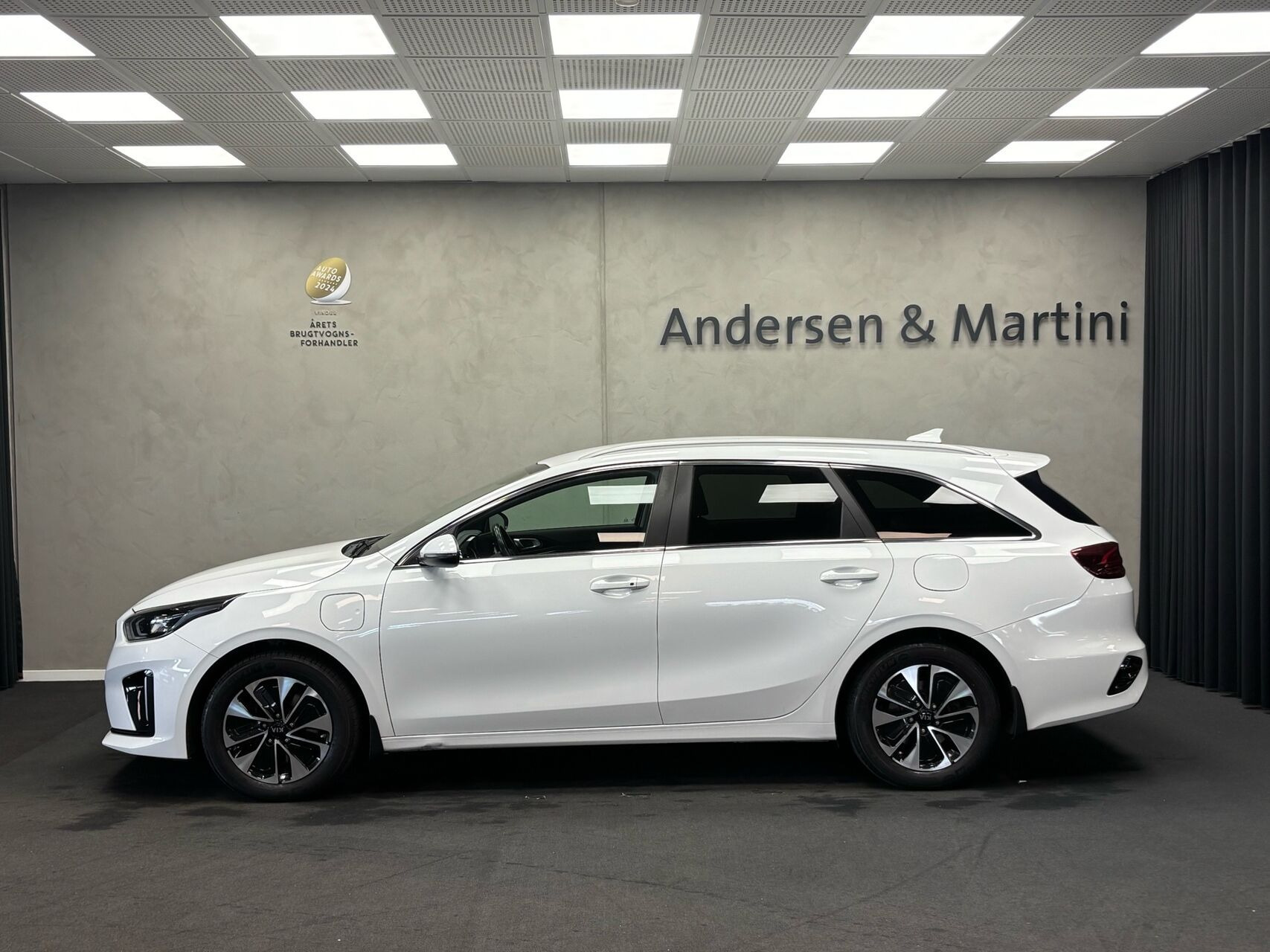 Hvid Kia Ceed fra 2020