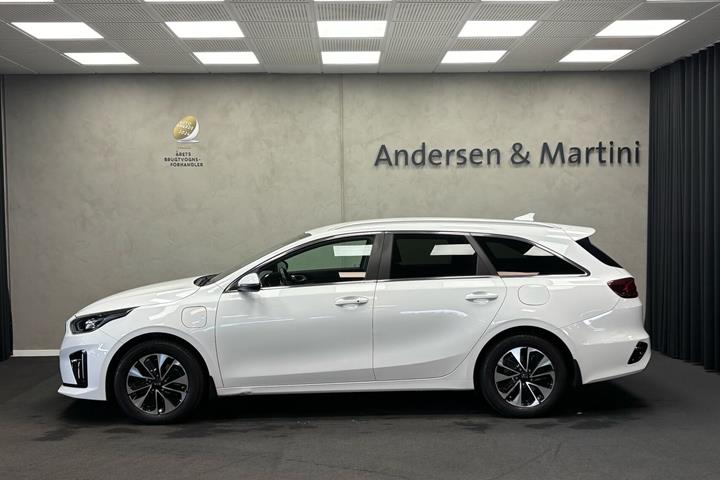 Hvid Kia Ceed fra 2020