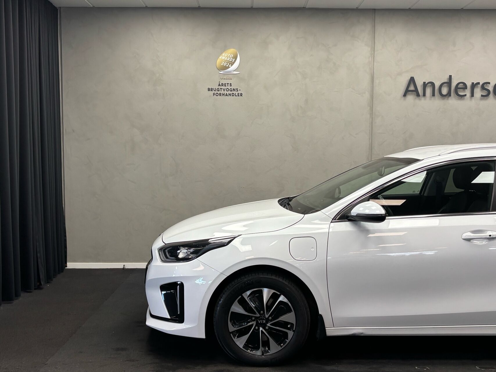 Hvid Kia Ceed fra 2020