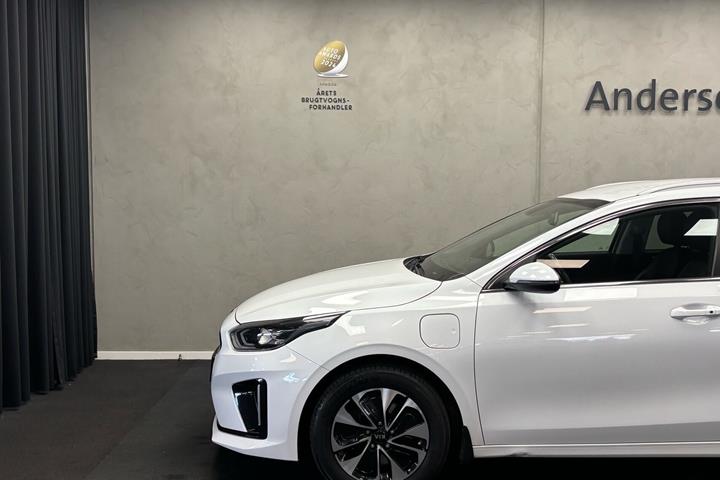 Hvid Kia Ceed fra 2020