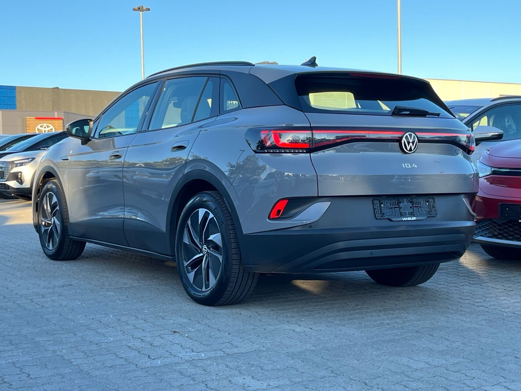 Grå VW ID.4 fra 2022