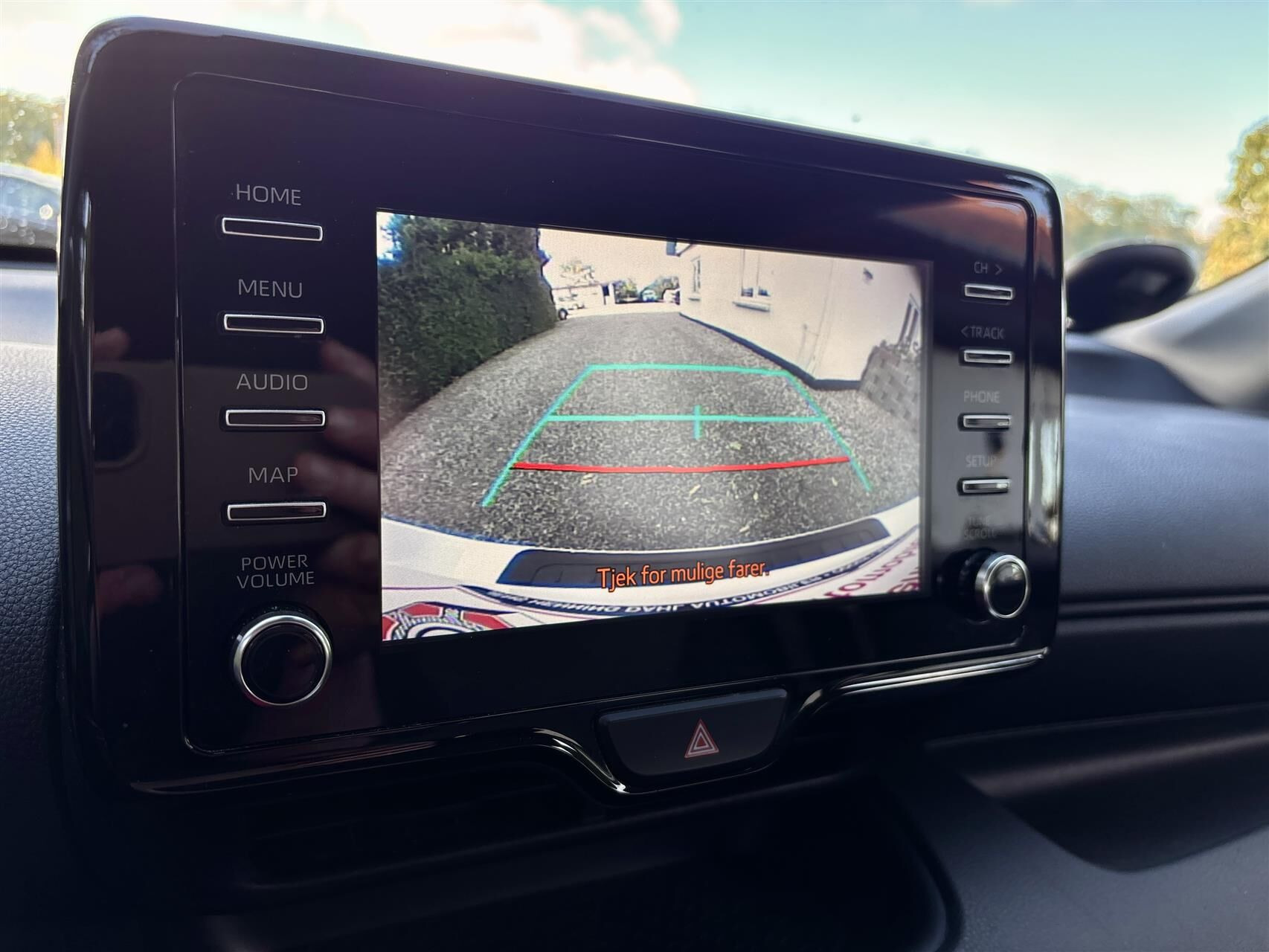 Hvid Toyota Yaris fra 2021