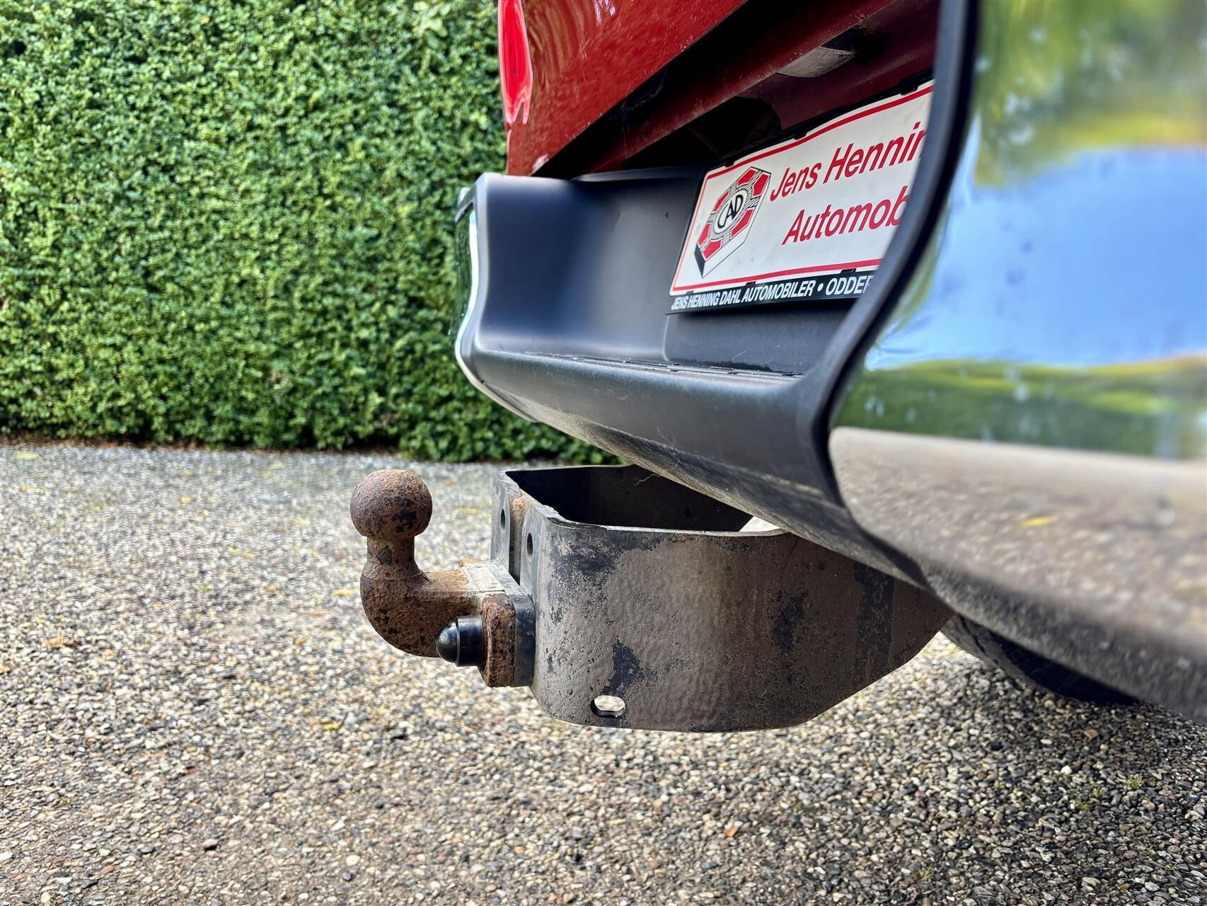 Rød Toyota HiLux fra 2021
