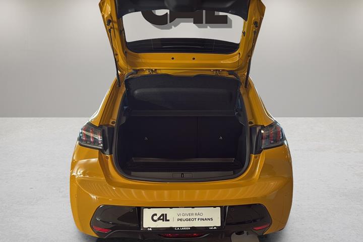 Gul Peugeot 208 fra 2020