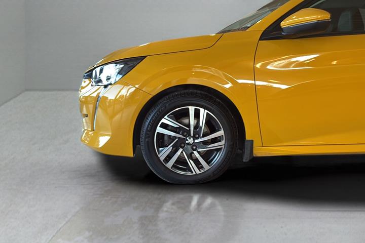 Gul Peugeot 208 fra 2020