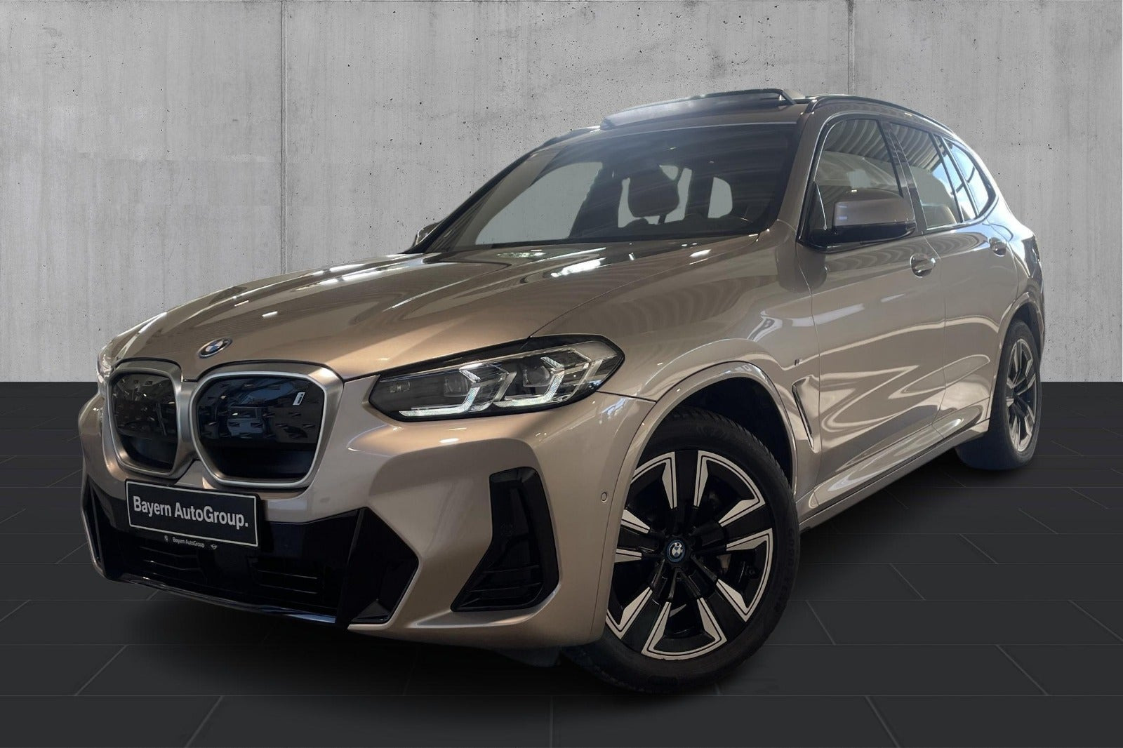 BMW iX3 Charged M-Sport