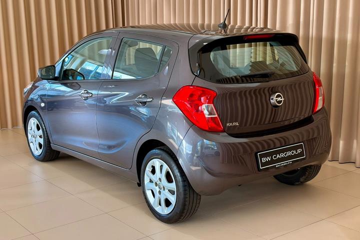 Grå Opel Karl fra 2017