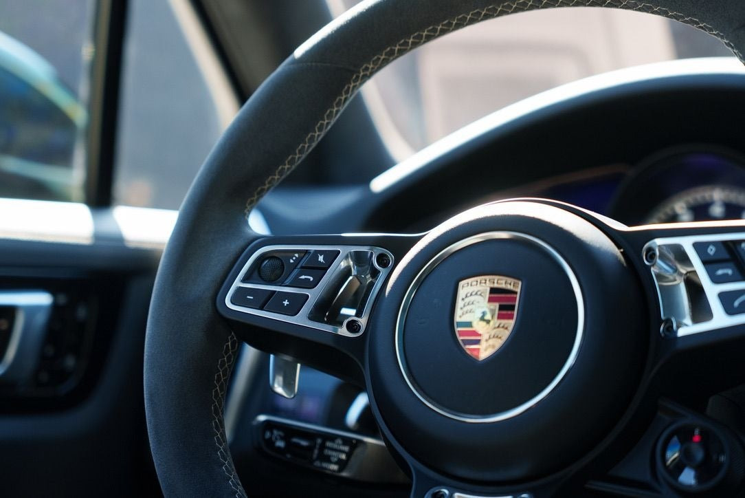 Hvid Porsche Cayenne Turbo S fra 2019