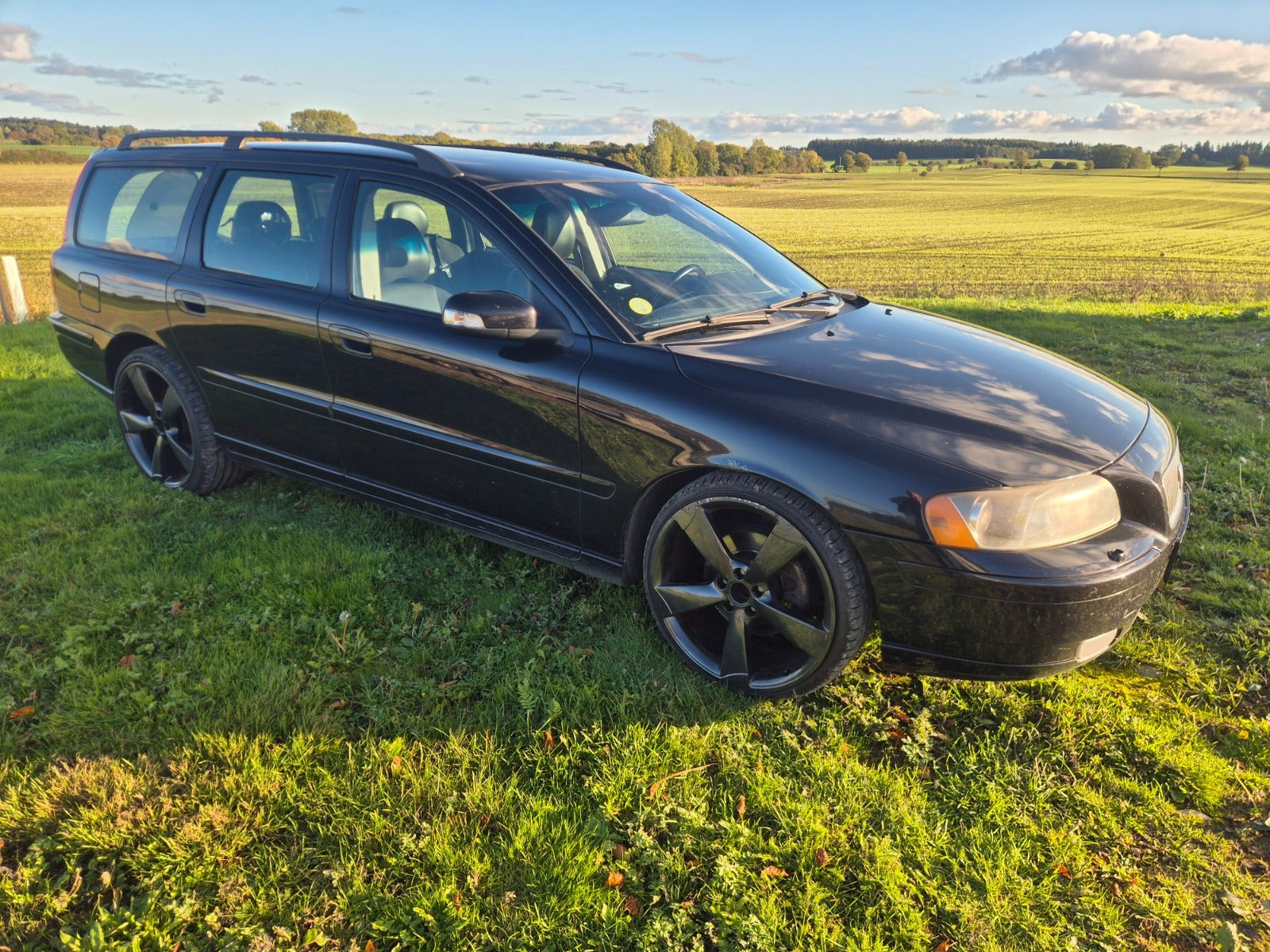 Sort Volvo V70 fra 2007