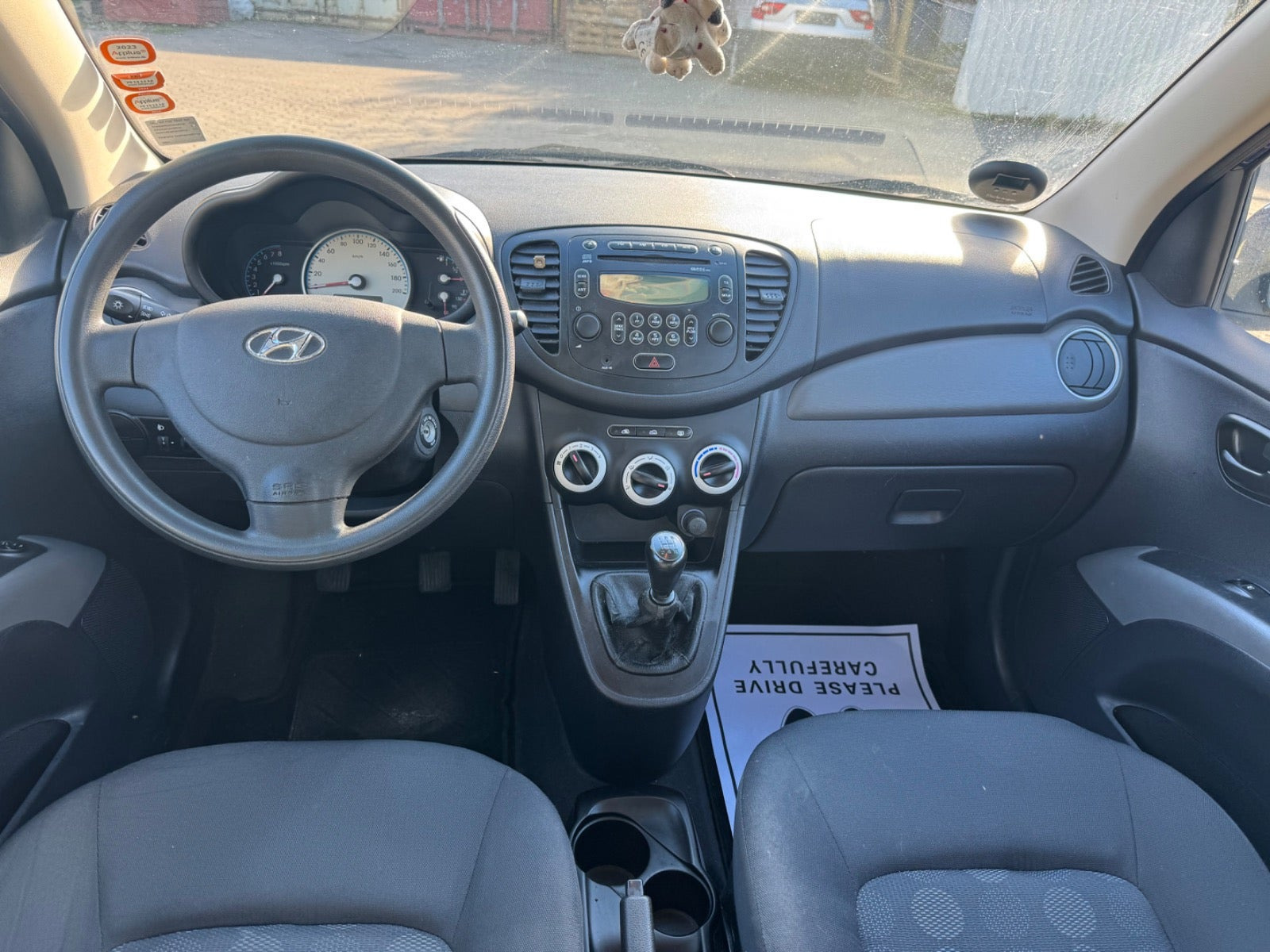 Rød Hyundai i10 fra 2009