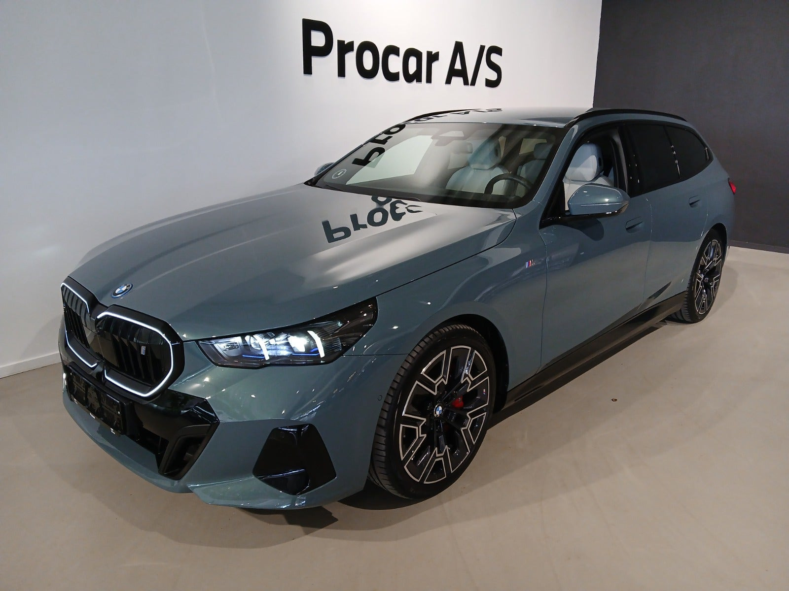 BMW i5 xDrive40 Touring M-Sport Pro