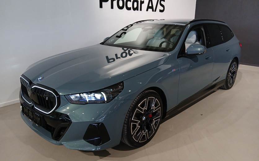 BMW i5 xDrive40 Touring M-Sport Pro