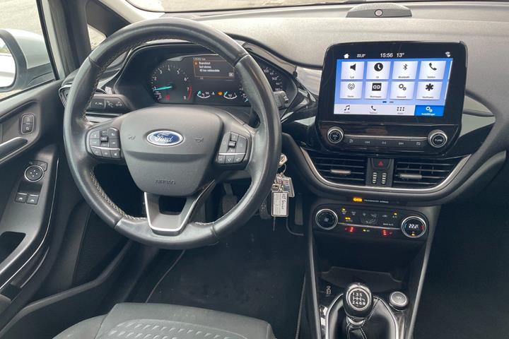Sølv Ford Fiesta fra 2018