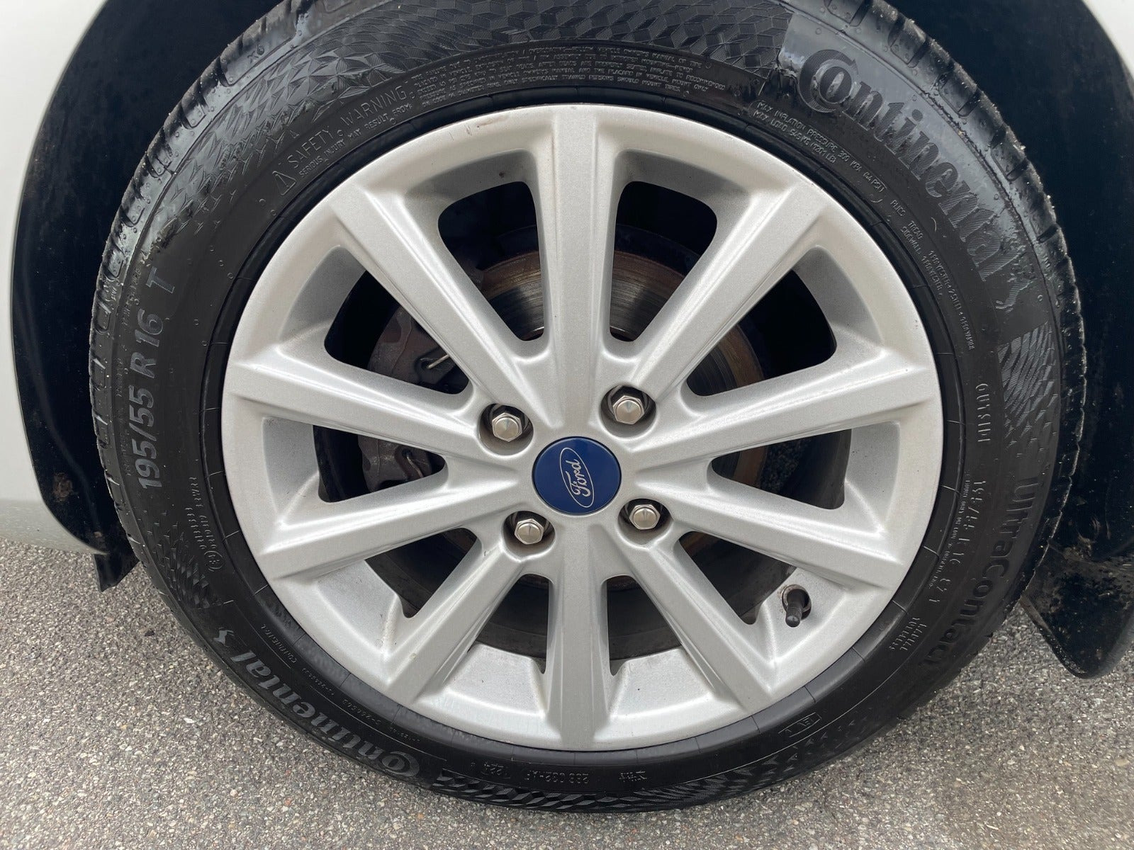 Sølv Ford Fiesta fra 2018