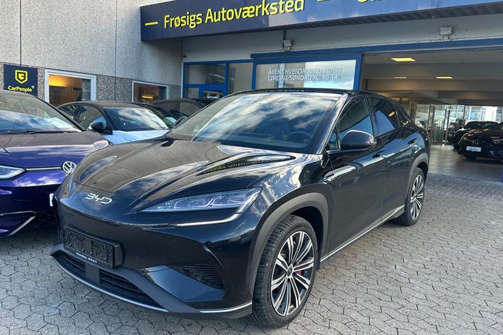 Sort BYD Sealion 7 fra 2025