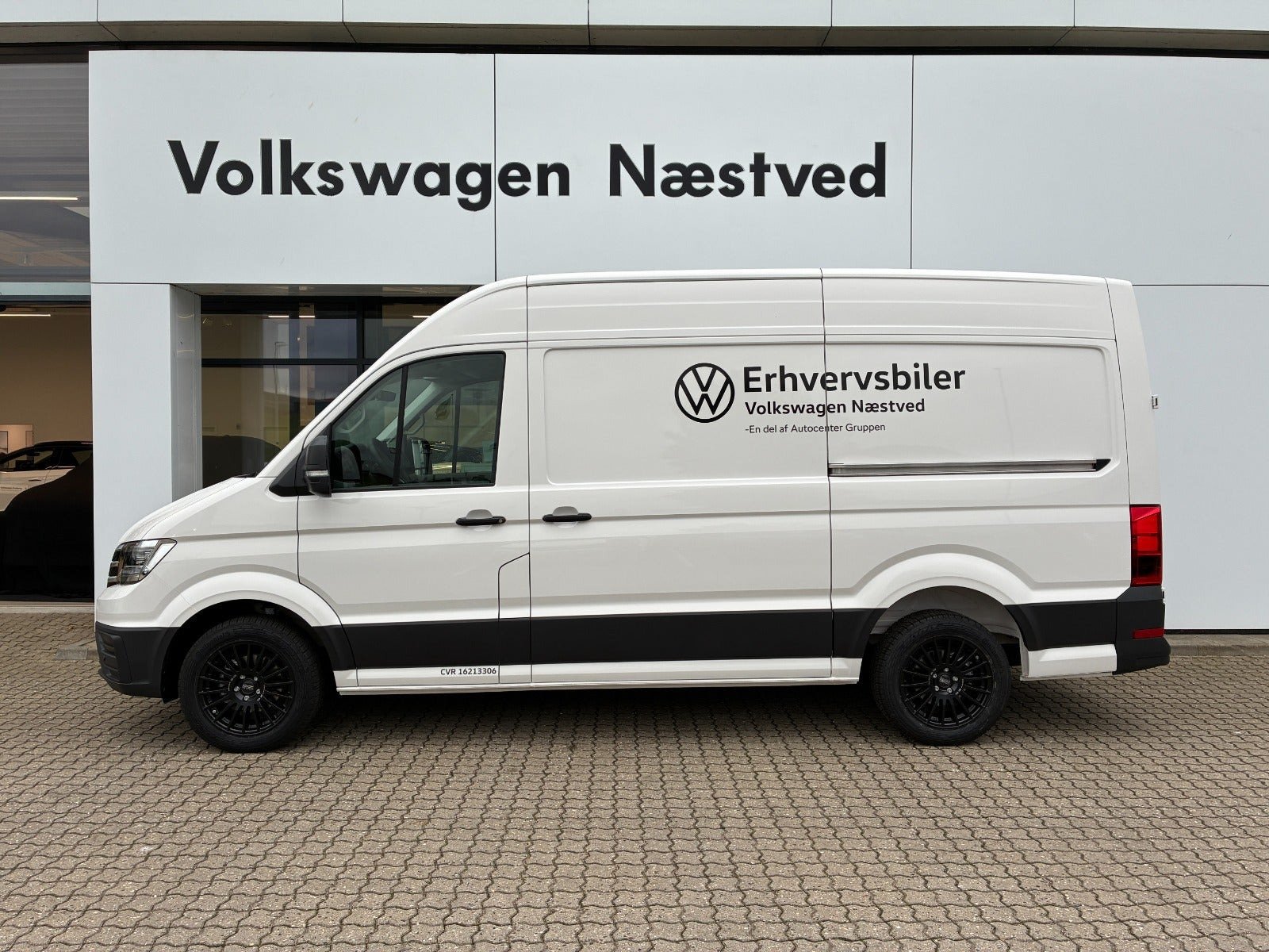 Hvid VW Crafter 35 fra 2026