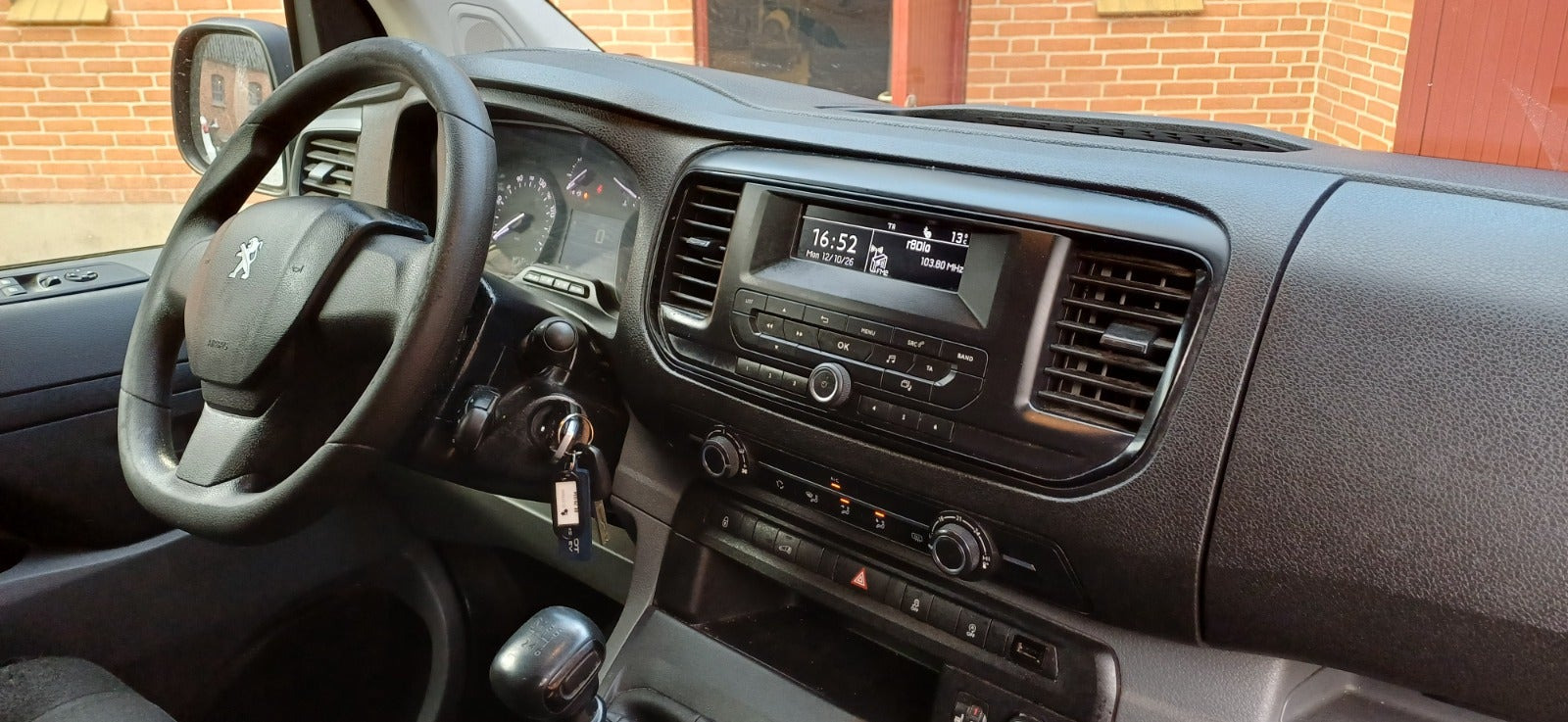undefined Peugeot Expert fra 2017
