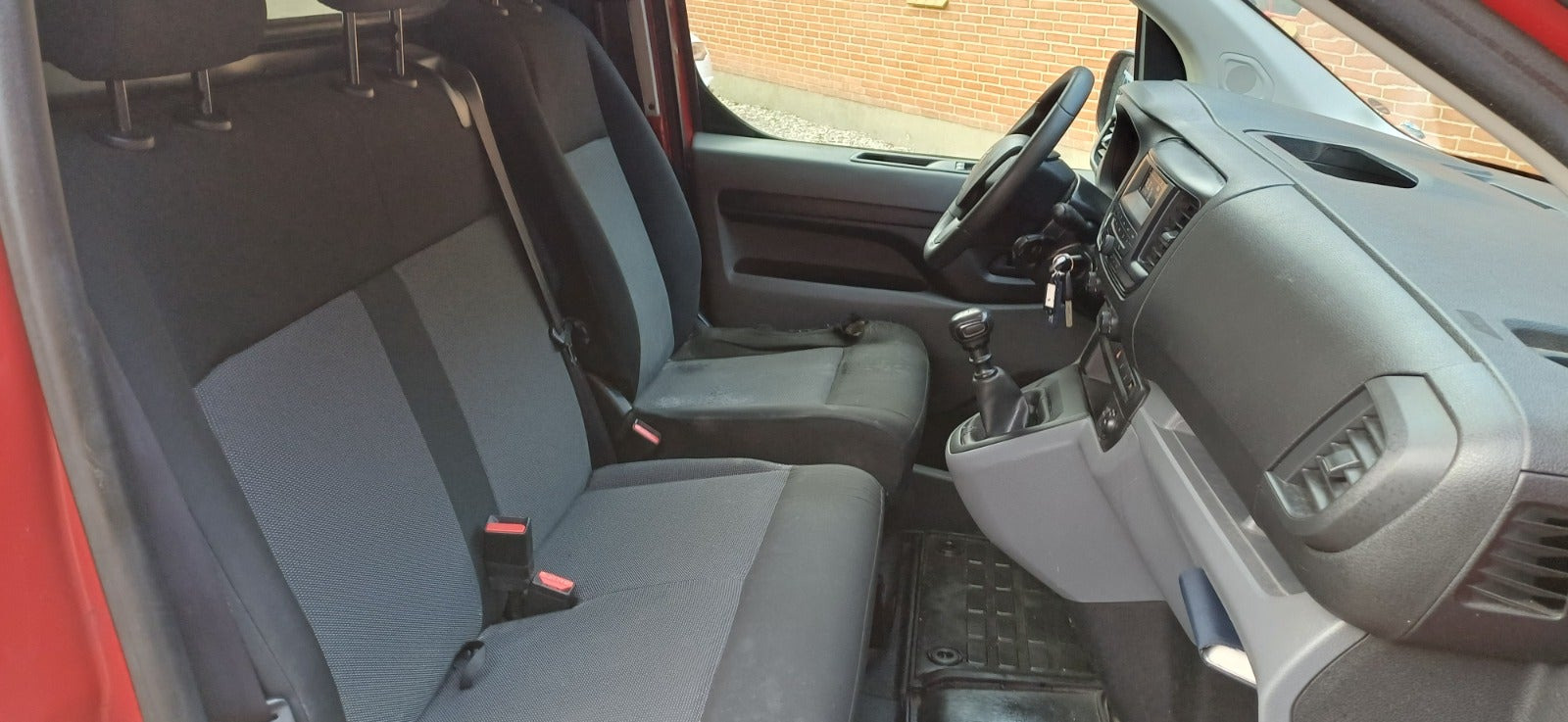 undefined Peugeot Expert fra 2017