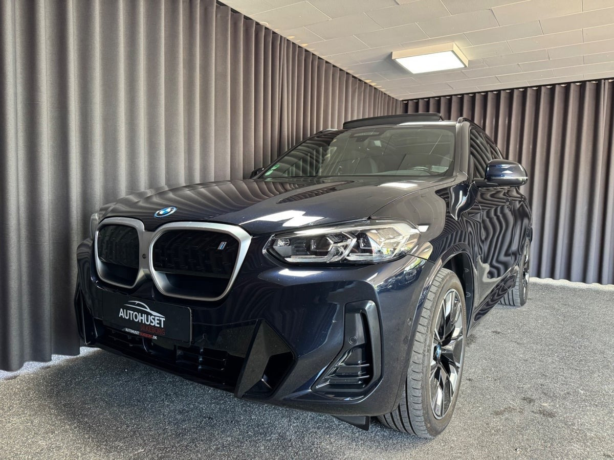 BMW iX3 Charged Plus M-Sport