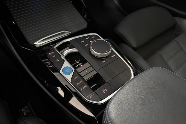 undefined BMW iX3 fra 2023