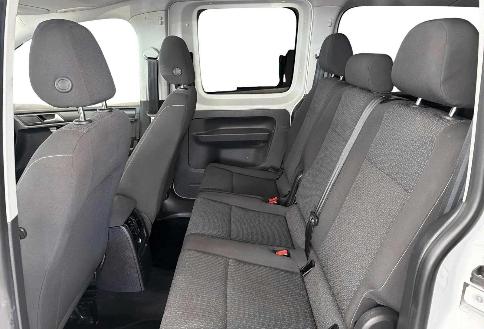 Hvid VW Caddy Maxi fra 2020