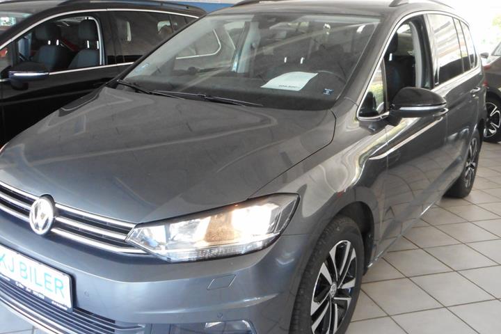 Grå VW Touran fra 2019